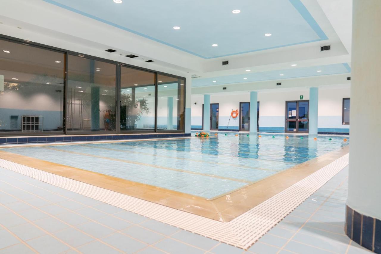 Le Robinie Golf & Resort Solbiate Olona Kültér fotó