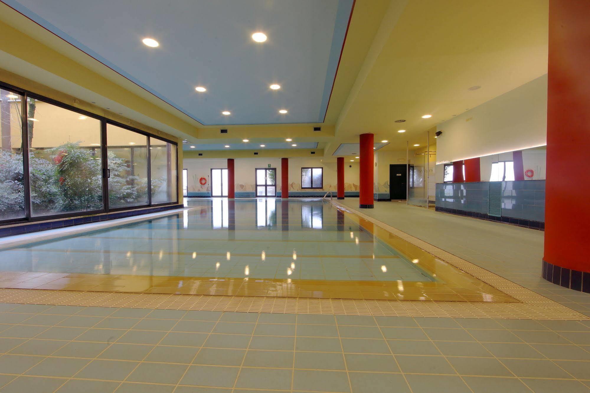 Le Robinie Golf & Resort Solbiate Olona Kültér fotó